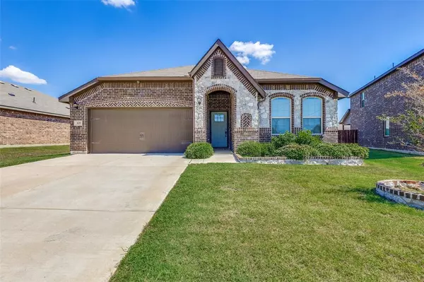 621 Autumn Avenue, Justin, TX 76247