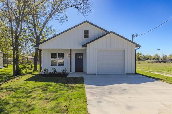 Lone Oak, TX 75453,109 Etter Street