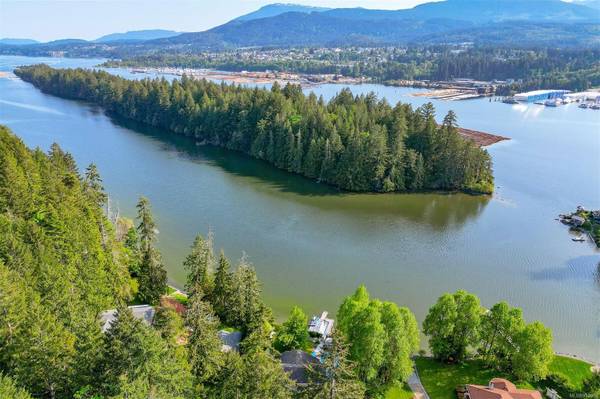 4712 Shell Beach Rd, Ladysmith, BC V9G 1L7