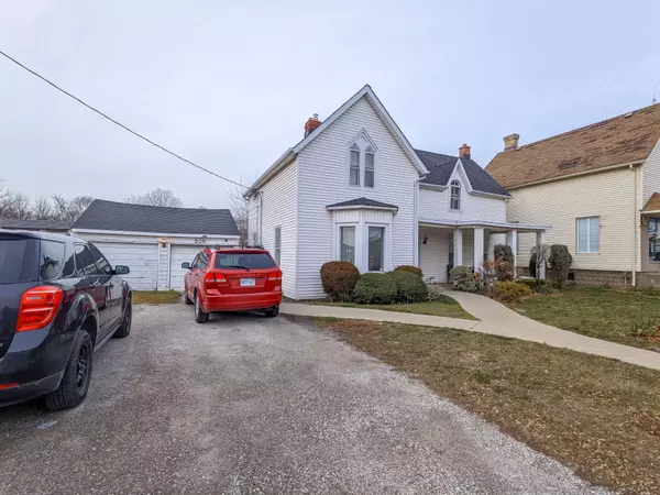 Sarnia, ON N7T 5W5,529 Christina ST N #Main