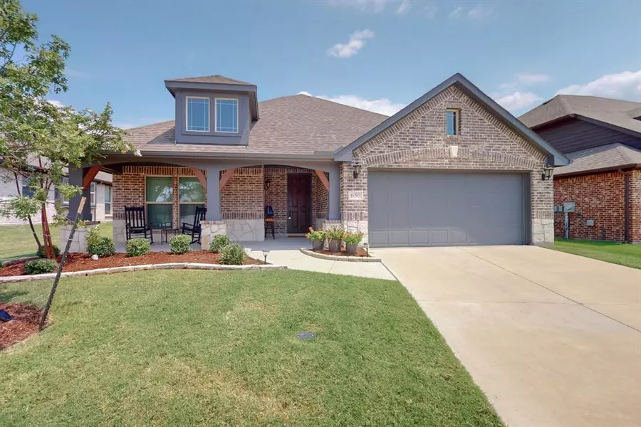 650 Svenson Lane, Lavon, TX 75166