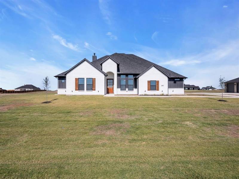 541 N Armstrong Road, Venus, TX 76084