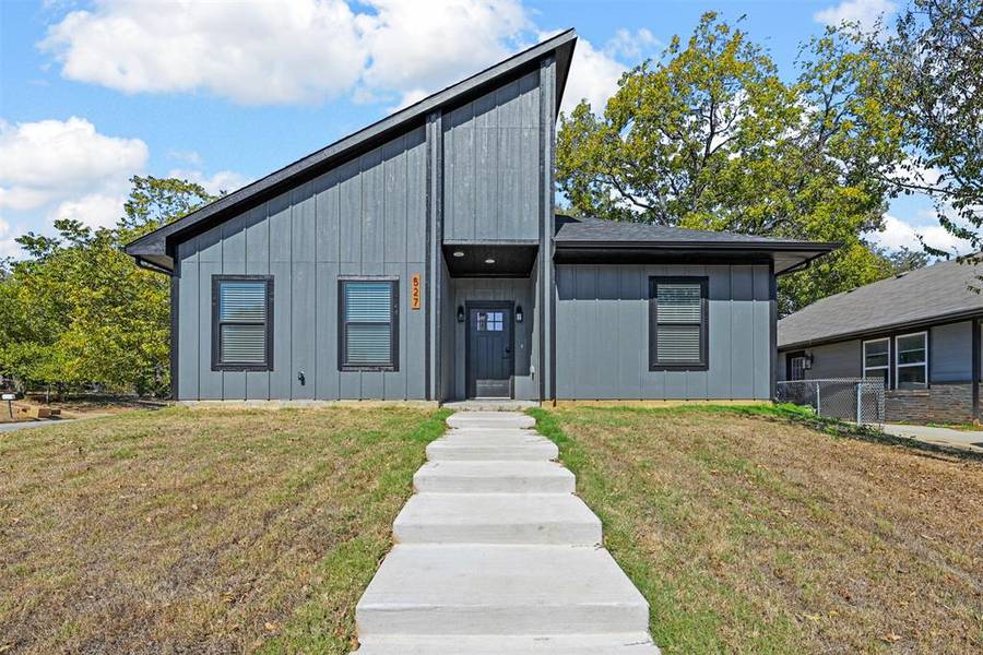 527 W Walker Street, Denison, TX 75020