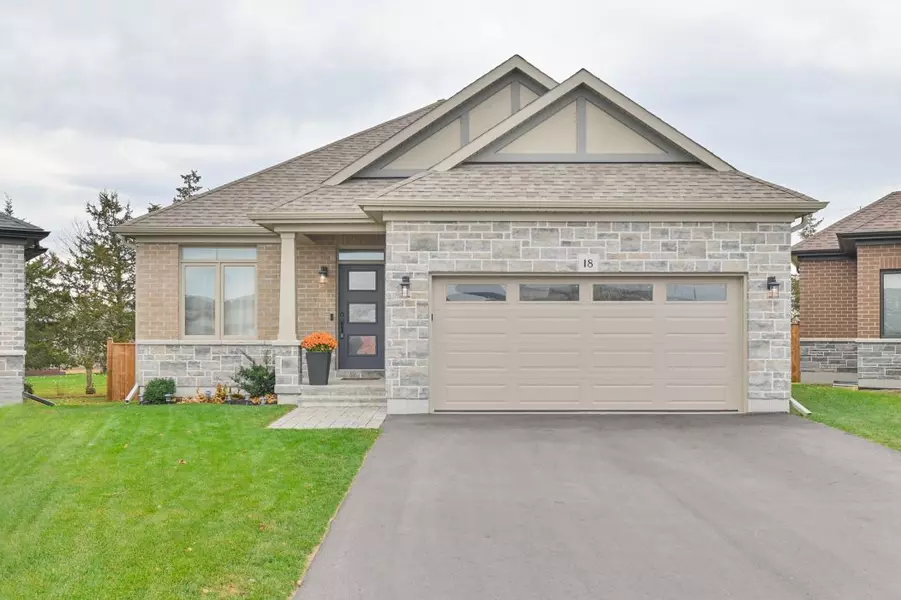 18 Athabaska DR, Belleville, ON K8N 0T2