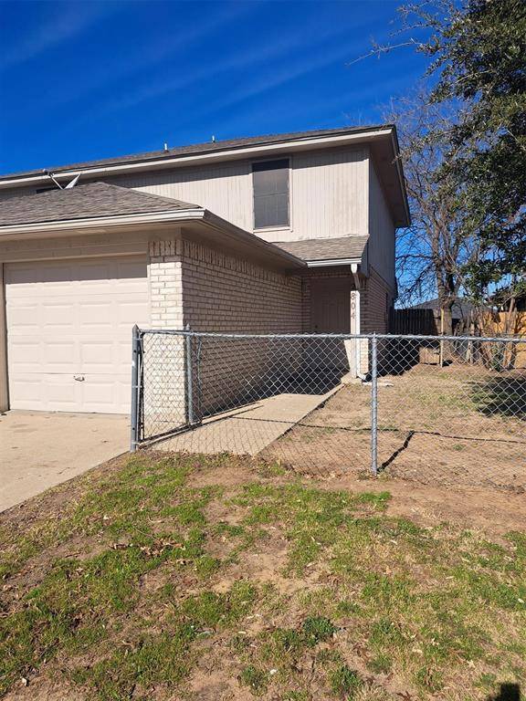 2806 Ridgecrest Drive, Fort Worth, TX 76133