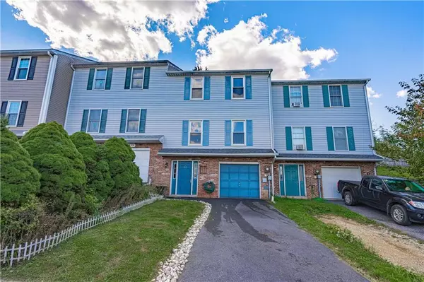 417 Fox Run, Wilson Borough, PA 18042