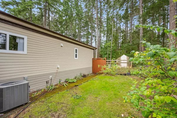 Comox, BC V9M 3Z4,2065 Austin Rd