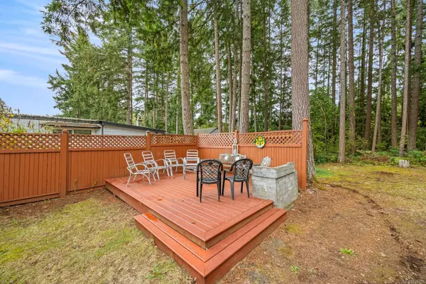 Comox, BC V9M 3Z4,2065 Austin Rd