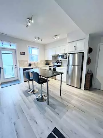 Calgary, AB T3N 1M6,245 Redstone WALK NE #204