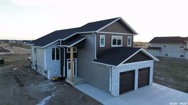 834 Bentley MANOR, Saskatoon, SK S7L 7N2