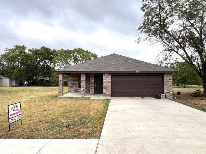 807 E Buffalo Street, Forney, TX 75126