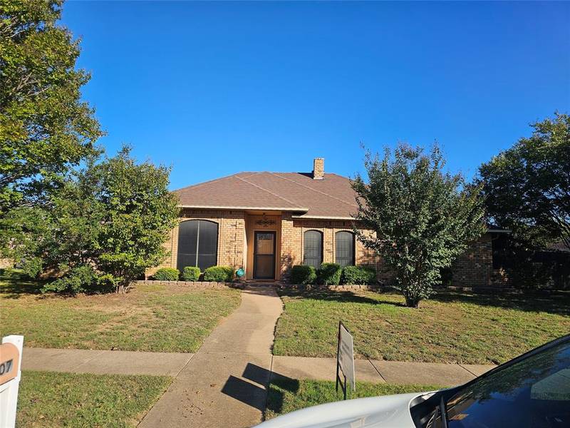 207 Brian Way, Red Oak, TX 75154