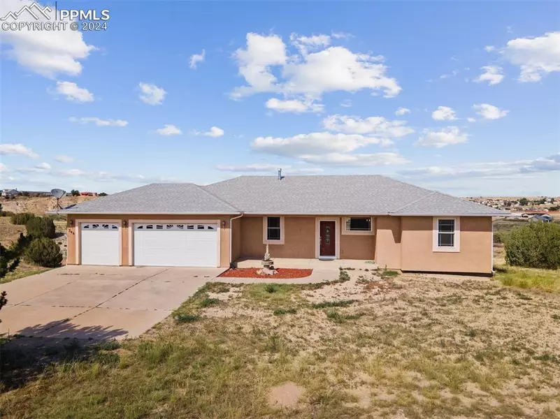 346 S Costilla DR, Pueblo West, CO 81007