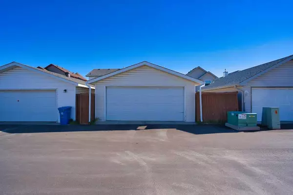 Calgary, AB T3J 3Z2,248 Tarington Close NE