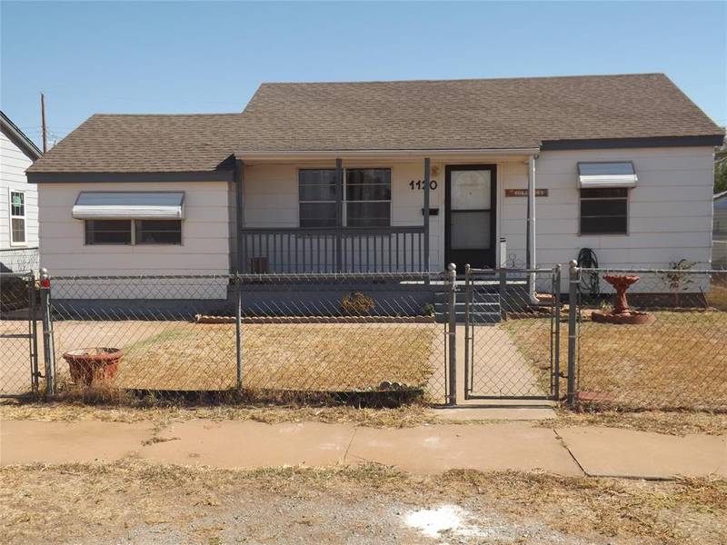 1120 N Benson Street, Altus, OK 73521