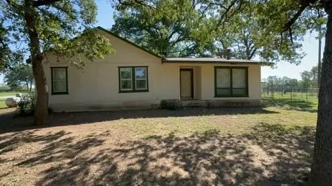 Burleson, TX 76028,6012 County Road 608