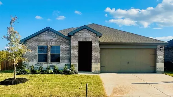 1601 WILDROSE Circle, Cleburne, TX 76033