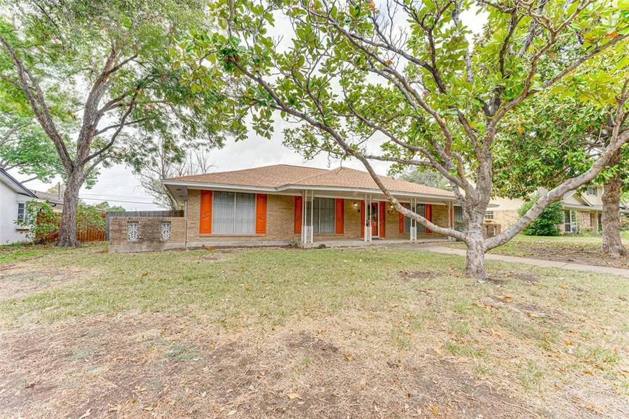 1111 N Cottonwood Drive, Richardson, TX 75080