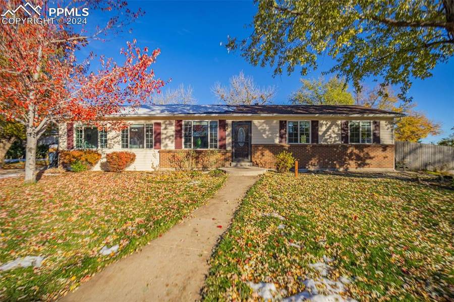 1156 S Owens CT, Denver, CO 80232