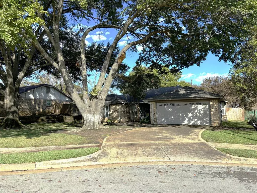 Bedford, TX 76021,725 Steeplechase Drive