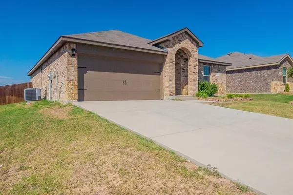 Josephine, TX 75189,812 Meadow Creek Lane