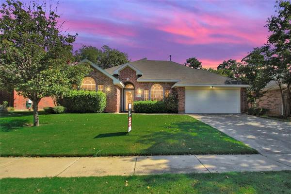 Burleson, TX 76028,537 Oakbrook Drive