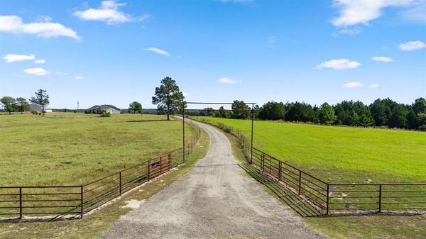 300 VZ County Road #4718, Murchison, TX 75778