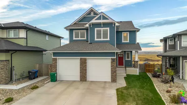 248 Agnes Short PL N, Lethbridge, AB T1H 7G4