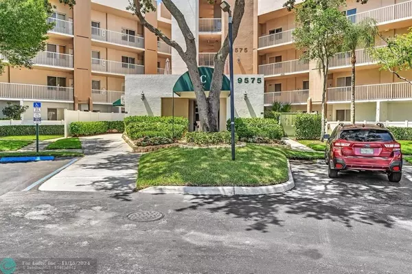 Fort Lauderdale, FL 33321,9575 Weldon Cir  #211