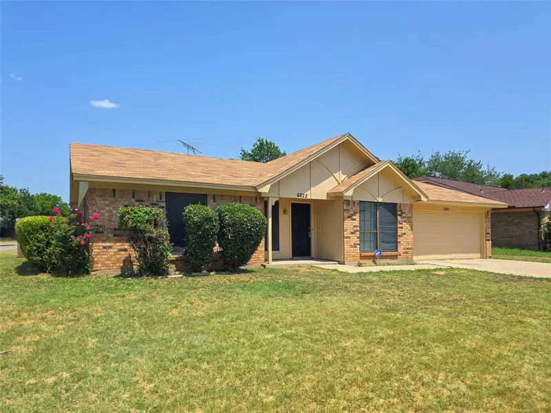 6825 Loma Vista Drive, Fort Worth, TX 76133