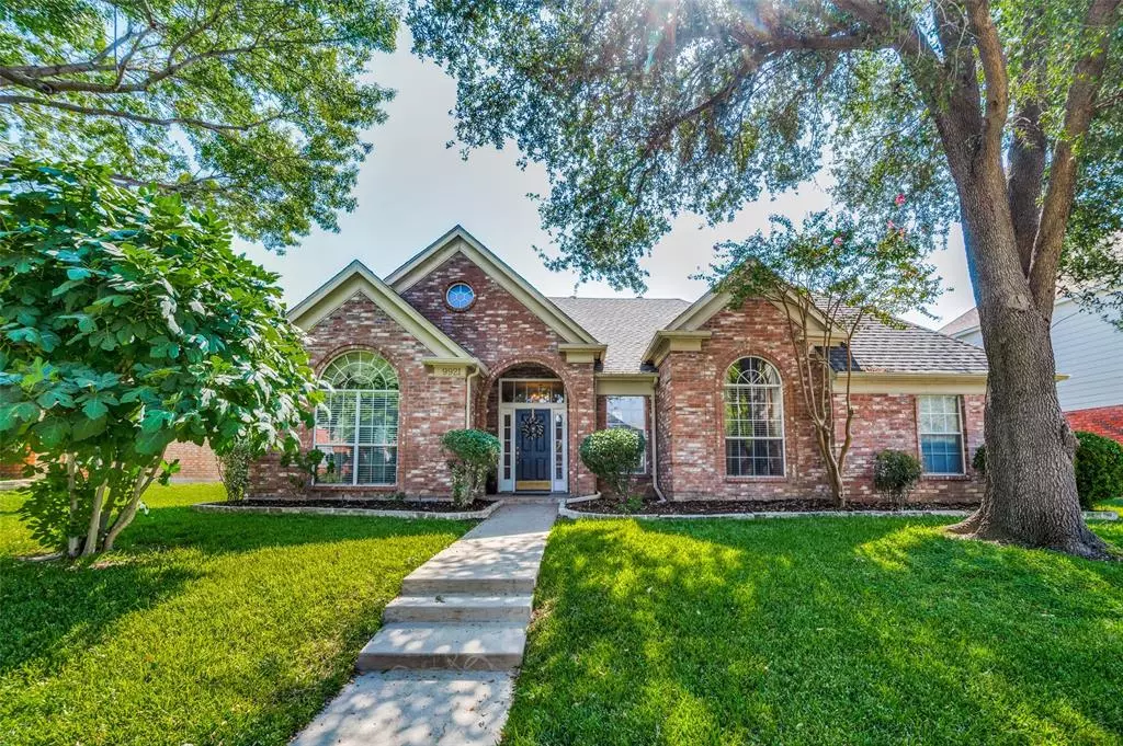 Frisco, TX 75035,9921 Preston Vineyard Drive