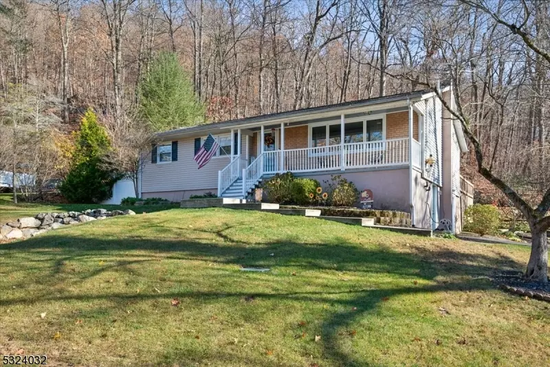 Byram Twp., NJ 07821,1 Knute Dr