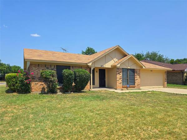 6825 Loma Vista Drive,  Fort Worth,  TX 76133