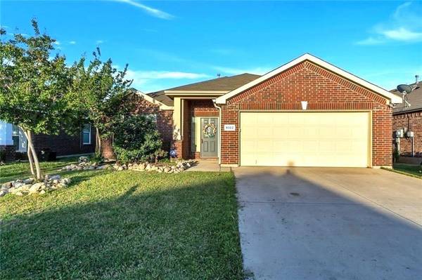 8512 Minturn Drive, Fort Worth, TX 76131