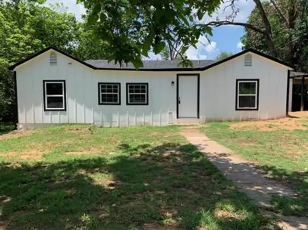 1927 S Fannin Avenue, Denison, TX 75020