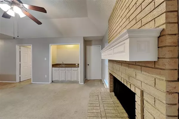 Arlington, TX 76017,5616 Lordsburg Trail