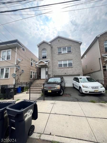 18 Wainwright St, Newark City, NJ 07112