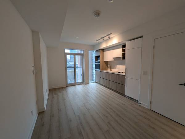 319 Jarvis ST #803, Toronto C08, ON M5B 0C8