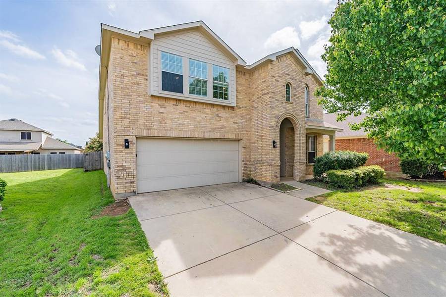 1105 April Springs Drive, Fort Worth, TX 76134