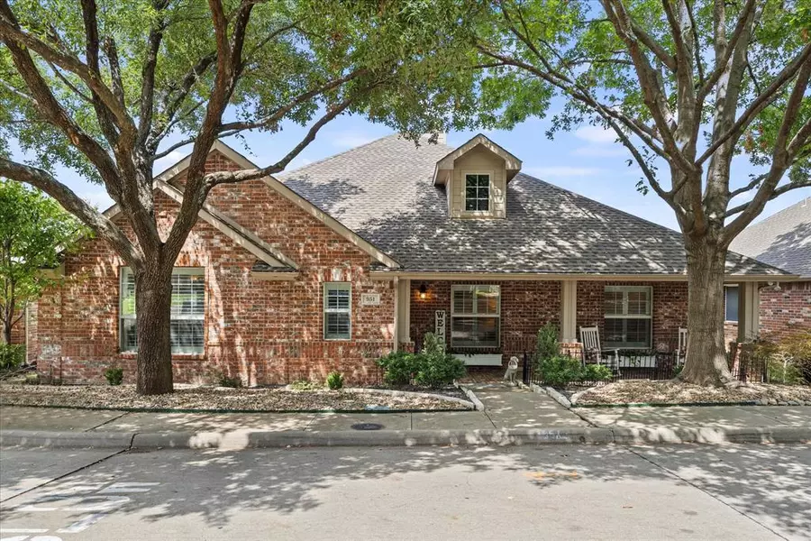 951 Briar Oaks Drive, Rockwall, TX 75087