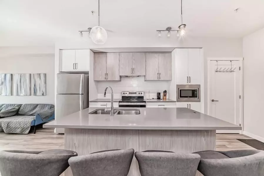 138 Sage Valley Common NW #305, Calgary, AB T3R1X7