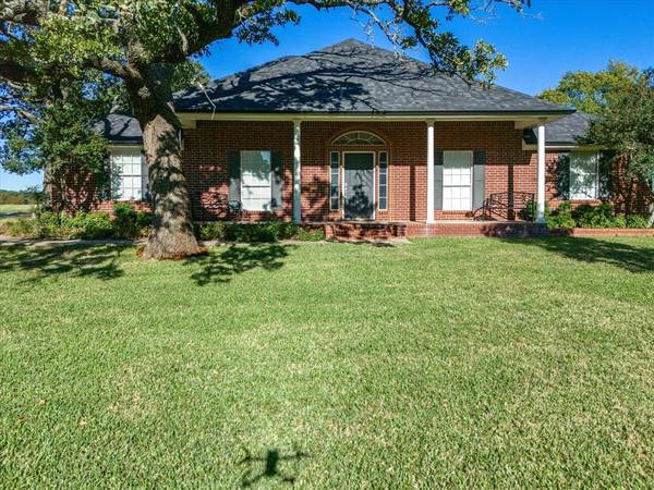 3571 Upper Montague Road,  Bowie,  TX 76230