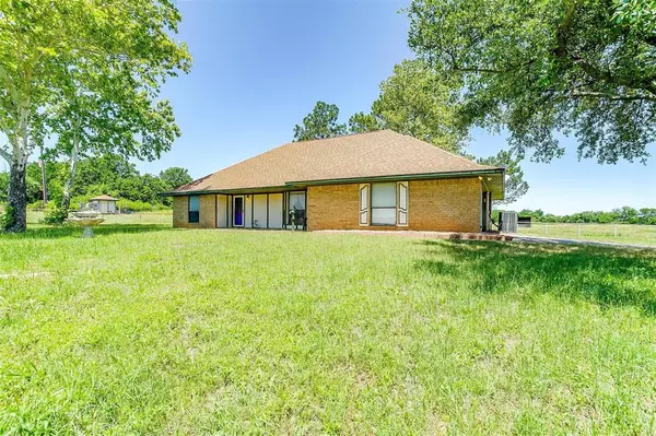 Paradise, TX 76073,2502 County Road 3250