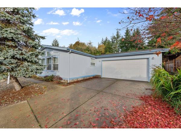 North Bend, OR 97459,2505 CREEKSIDE LN