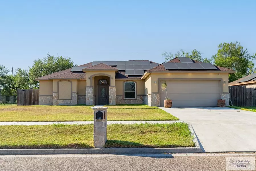 207 WHITE OAK DR., Los Fresnos, TX 78566