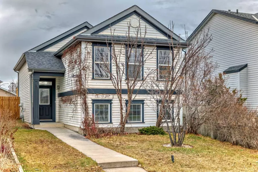 113 Copperfield Mews SE, Calgary, AB T2Z 4C4