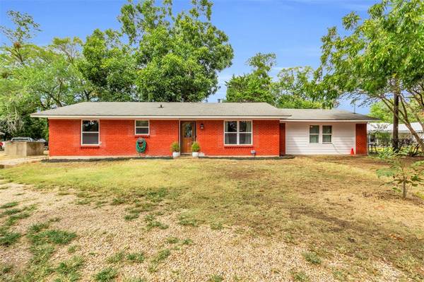 12527 Seagoville Road, Balch Springs, TX 75180