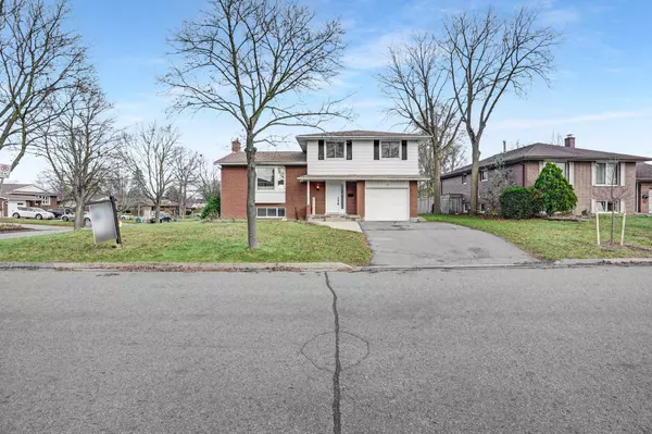 Kitchener, ON N2P 1T2,77 Orchard Mill CRES