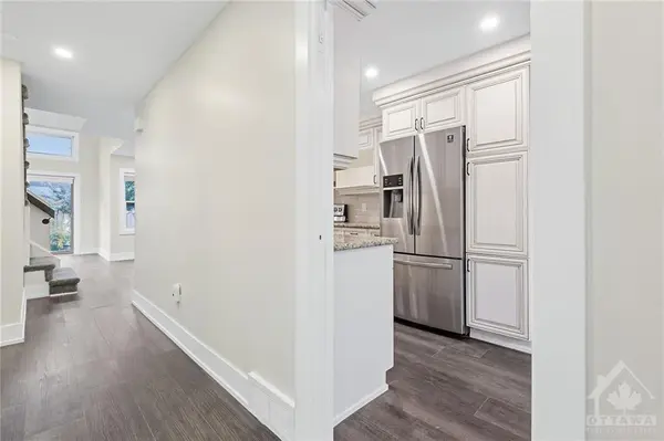 Ottawa, ON K1V 9S7,2833 SPRINGLAND DR