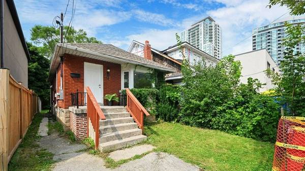 14 Franklin AVE, Toronto C07, ON M2N 1B6